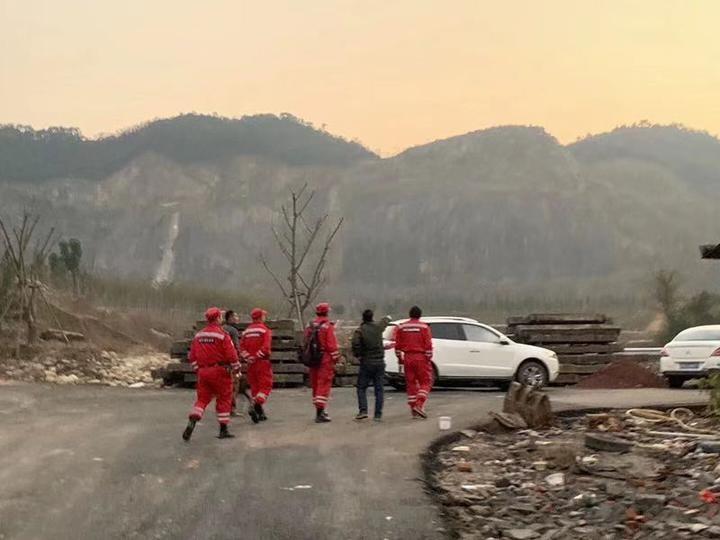 浙江17岁男孩失联2天 民警和救援队仍在搜救(图)