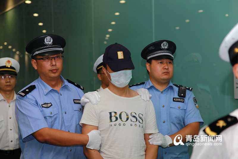 拱北海关缉私局将孙某,陆某作为重点追逃人员,并列为公安部"猎狐行动"