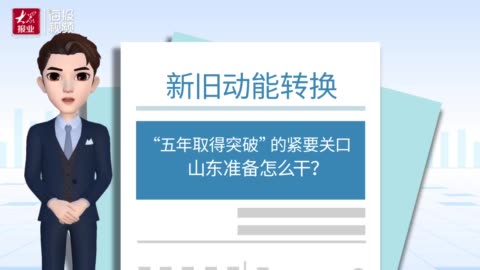 打扑克的女生