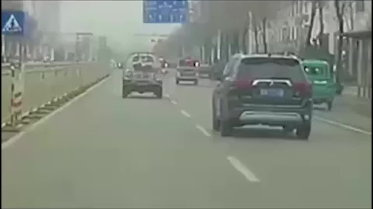 GARY在飞机上