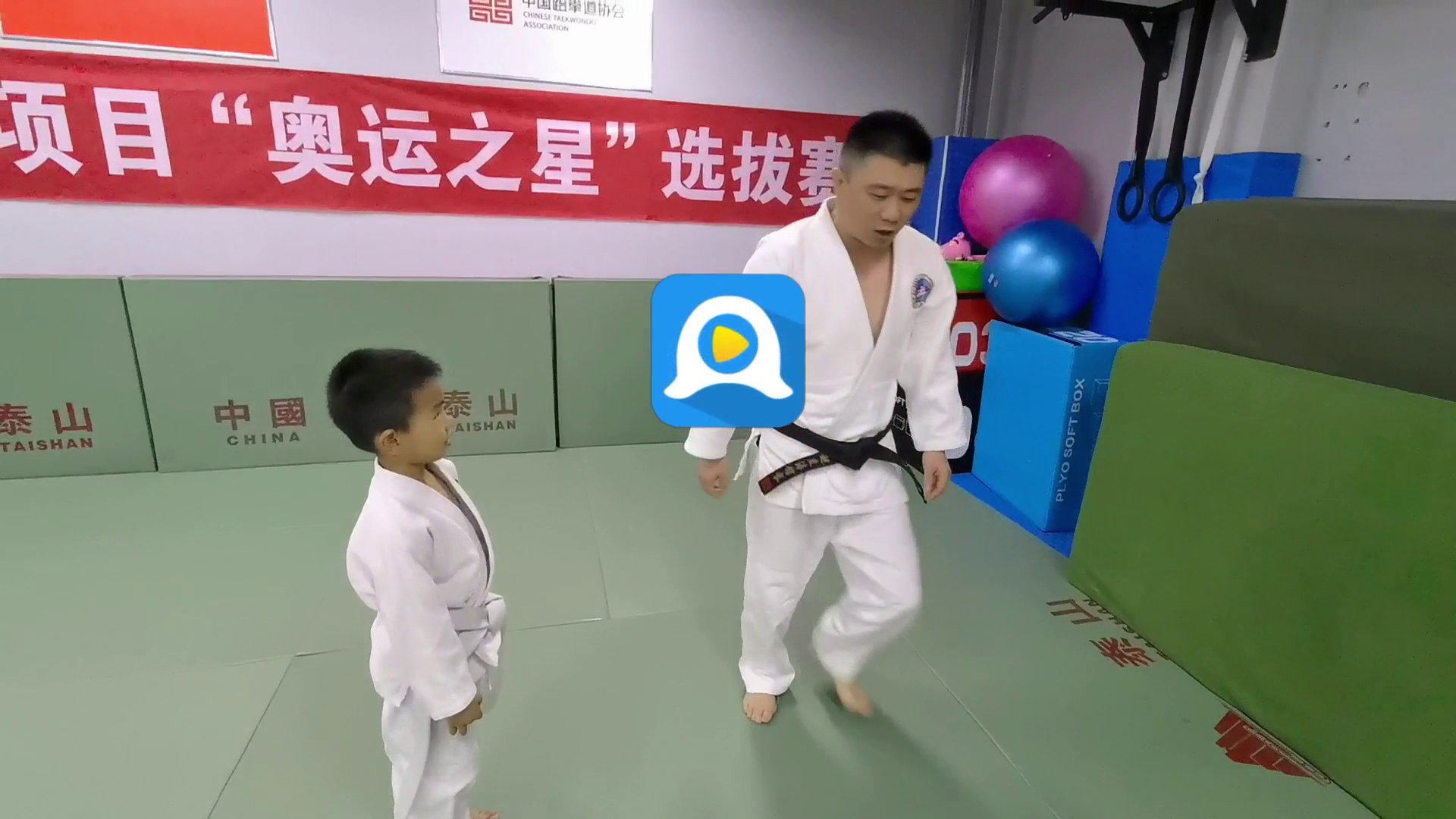 狂野少女剧照