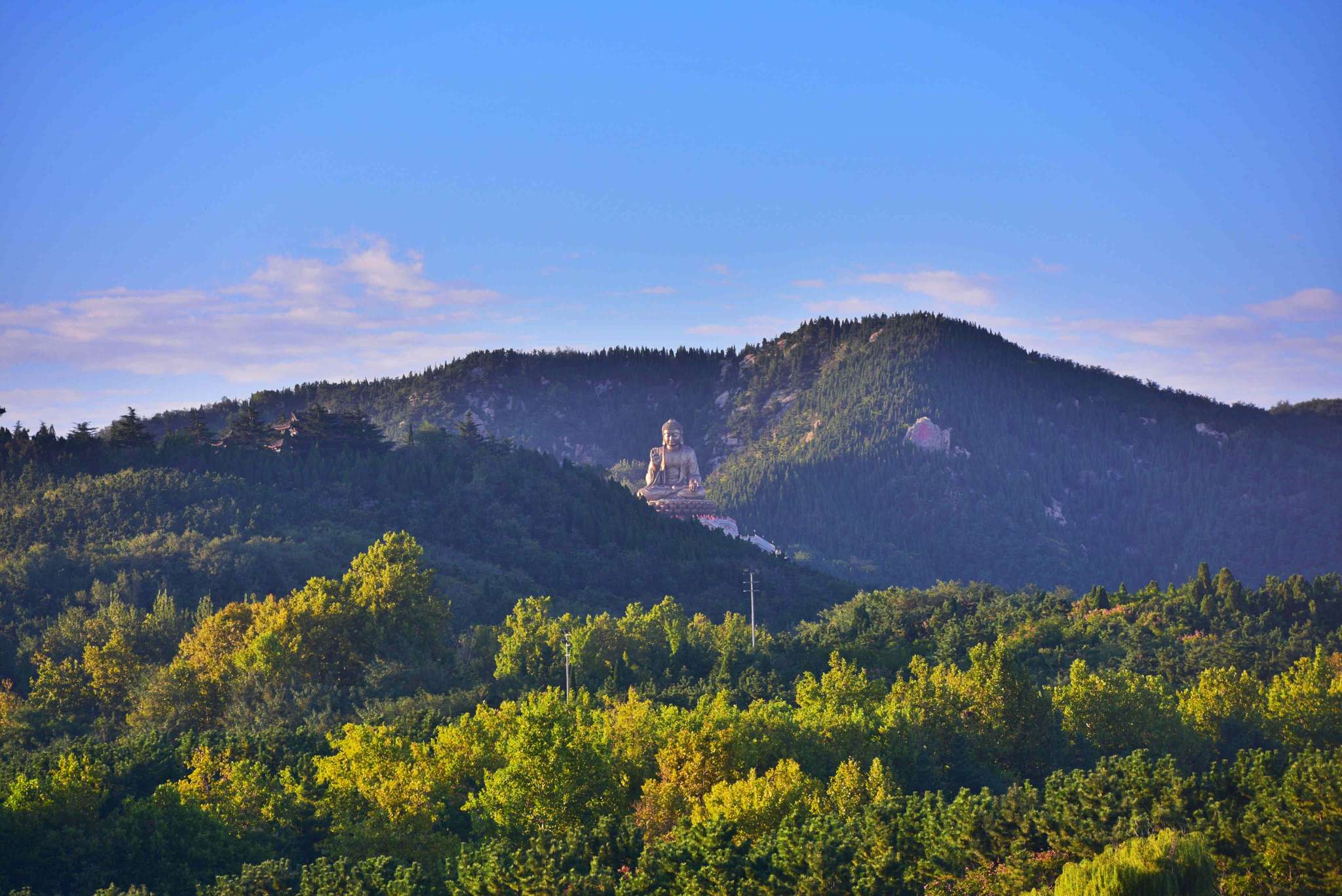 山东烟台:游南山(南山大佛),领略龙口风情