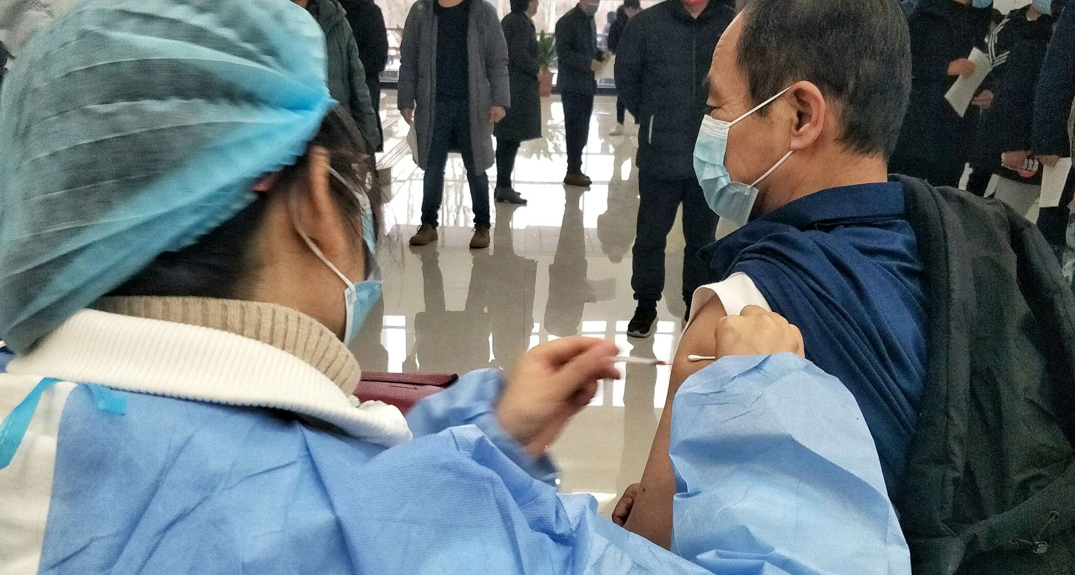 积极响应国家号召接种新冠疫苗加强针