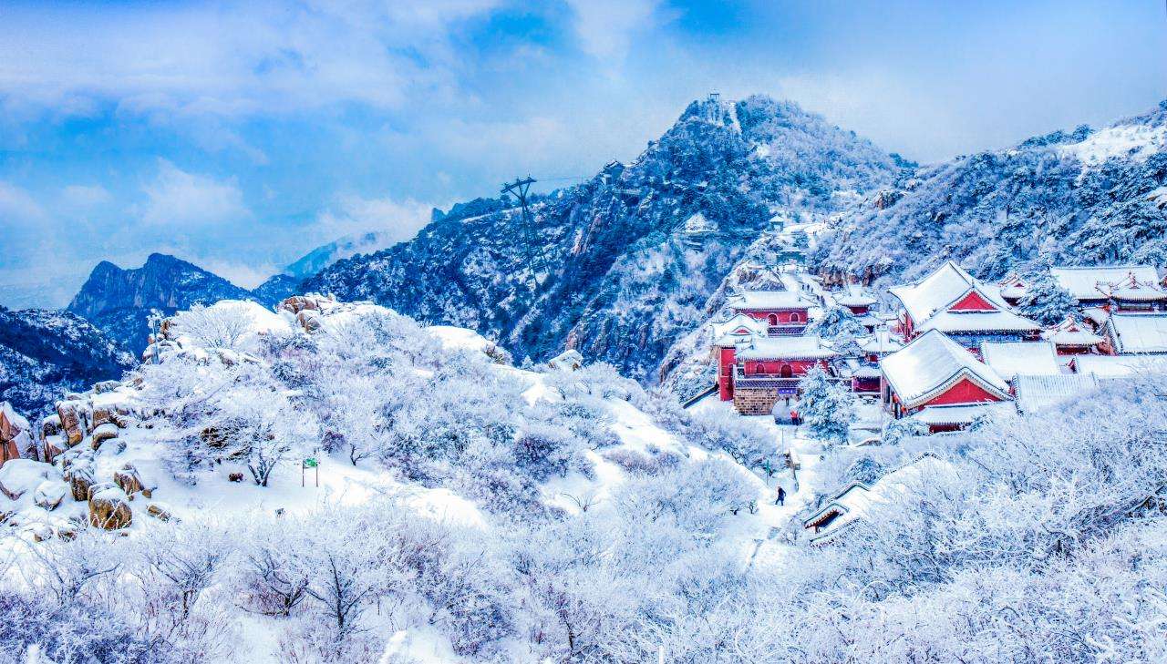 描写泰山雪景图片