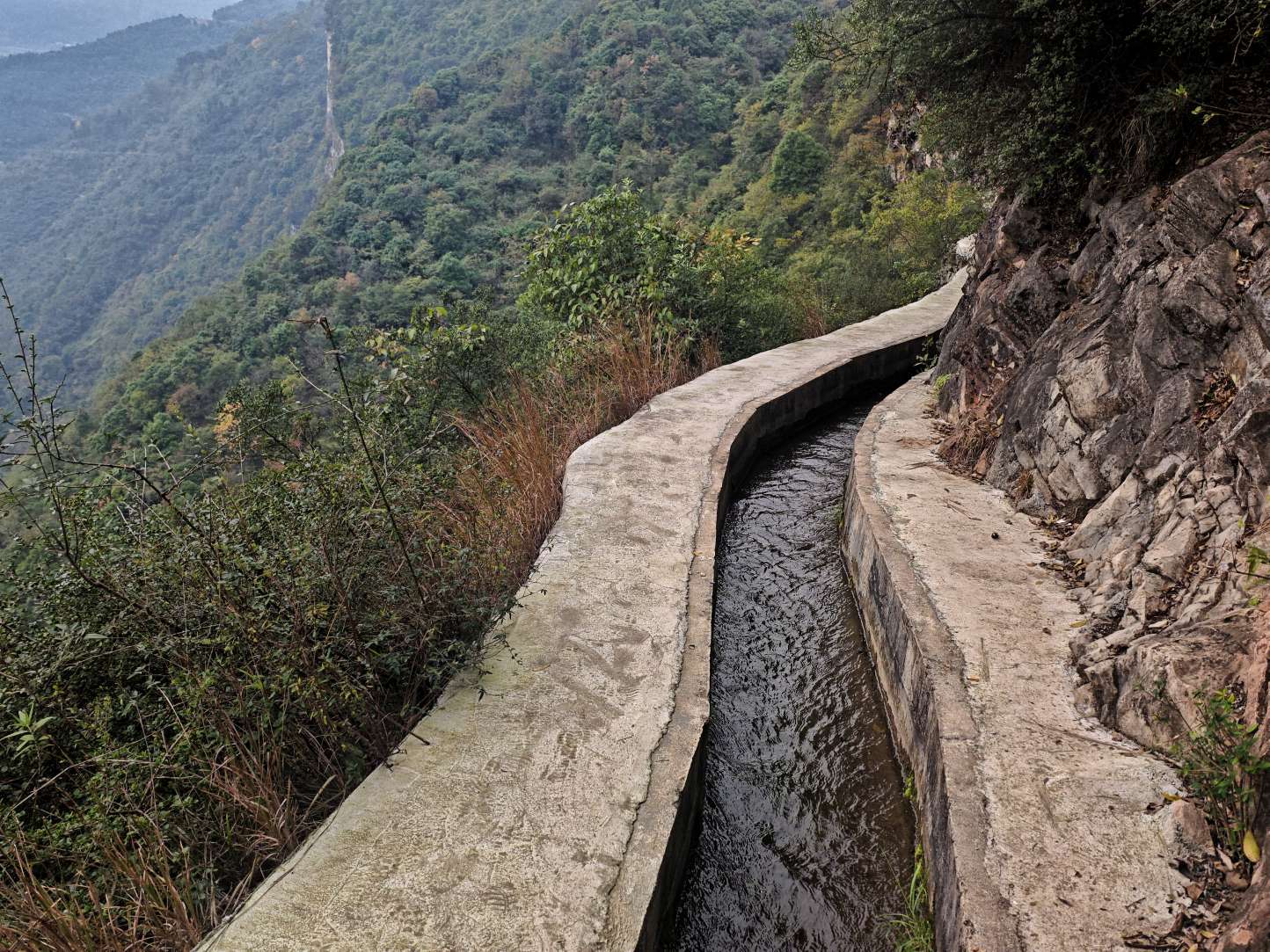 黄大发与大发渠图片